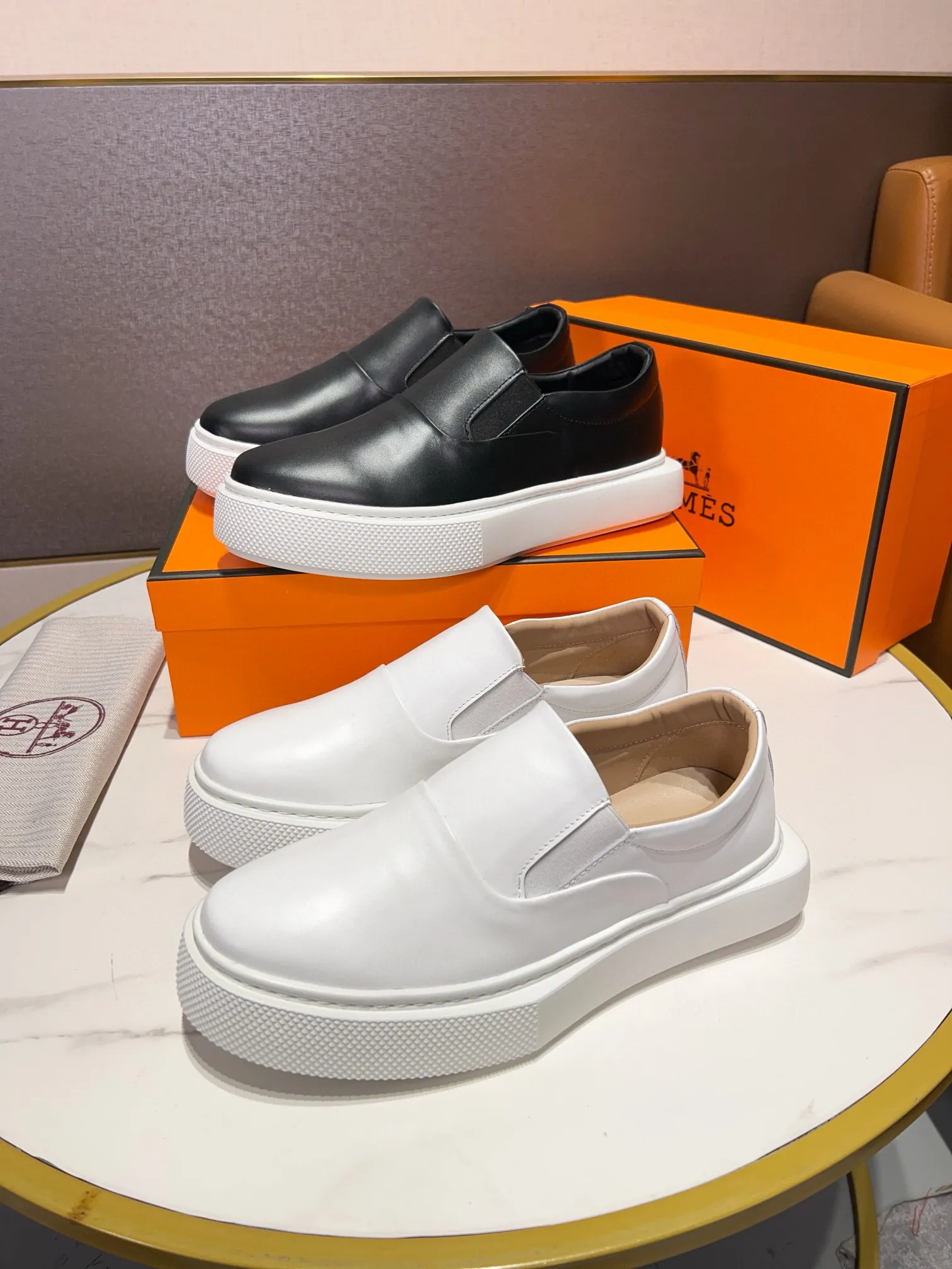 Factory price: 438💰[HERMES] Hermès - high-end quality original order 🔍🔍new product from men's counter uppers imported from Italy cowhide, sheepskin lining soles: original factory special soles, exclusive movable molded soles super comfortable, original factory follow-up goods - super high quality control·fine workmanship: highlighted (high-end·nobility·grade) -Size: 38-44 (45 can be customized)·